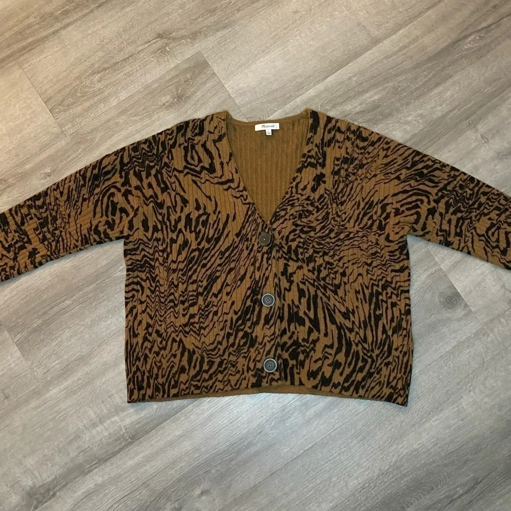 Madewell Tigerized Cameron Ribbed Cardigan Sweater in Coziest Yarn